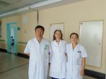 Главный доктор онкоотделения Нункэн - профессор ГАО ФЭН (слева) и лечащий доктор ГО (справа)